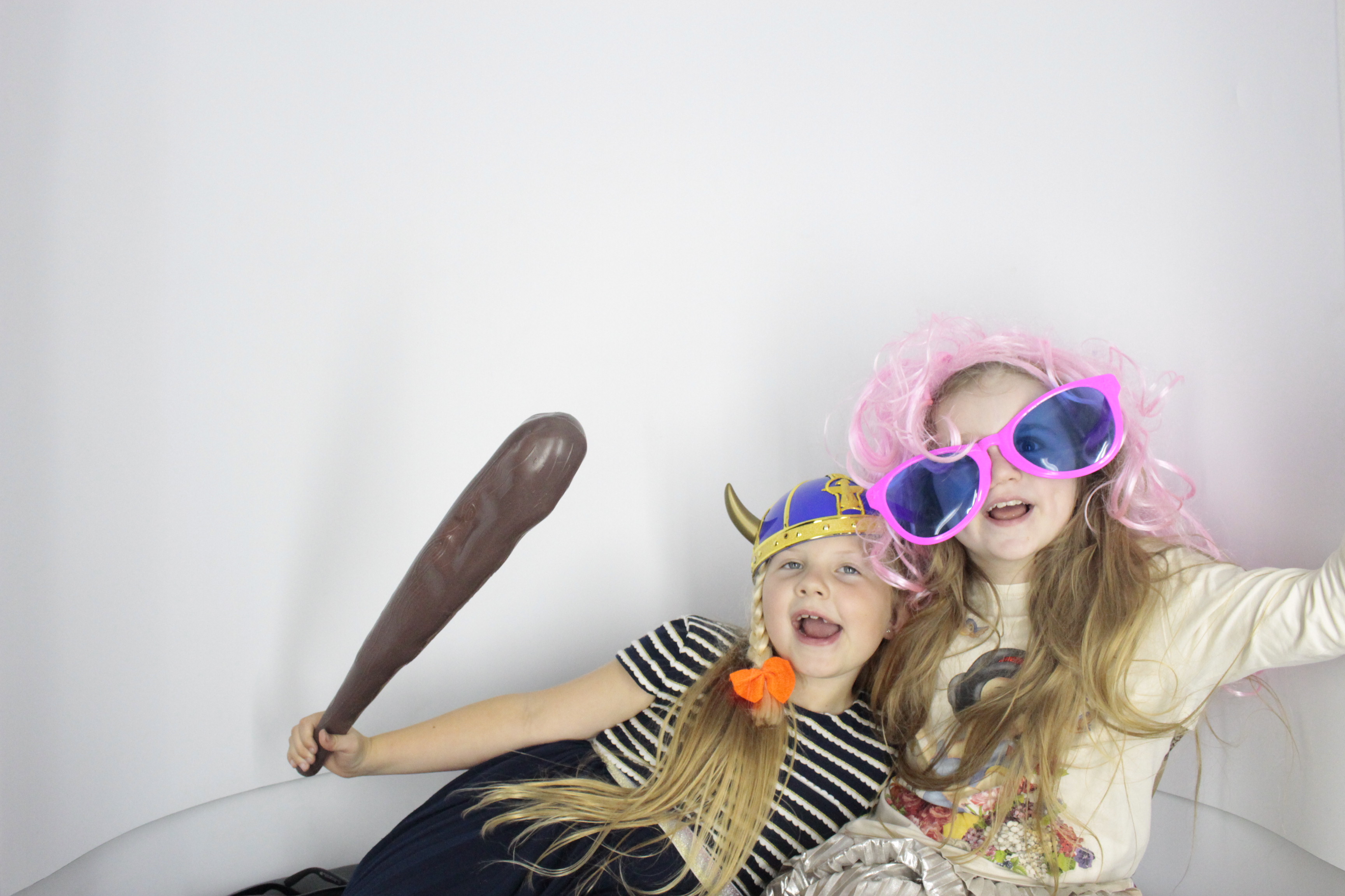 Nadine 40th Birthday  | View more photos from the event at gallery.myphotoboothexperience.co.uk/u/MyPhotoBoothExperienceLtd/Nadine-40th-Birthday